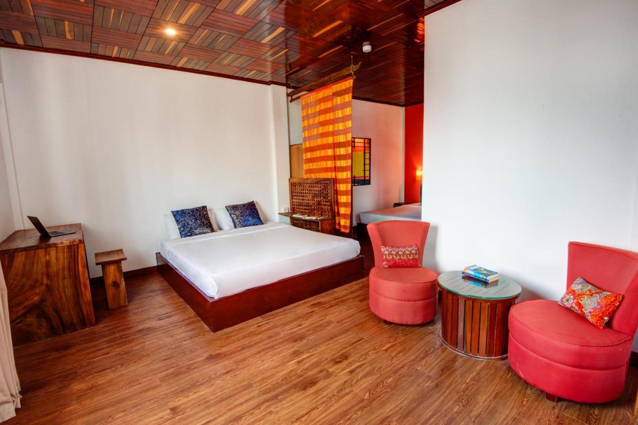 Mad Monkey Hostel Phnompenh Exteriér fotografie
