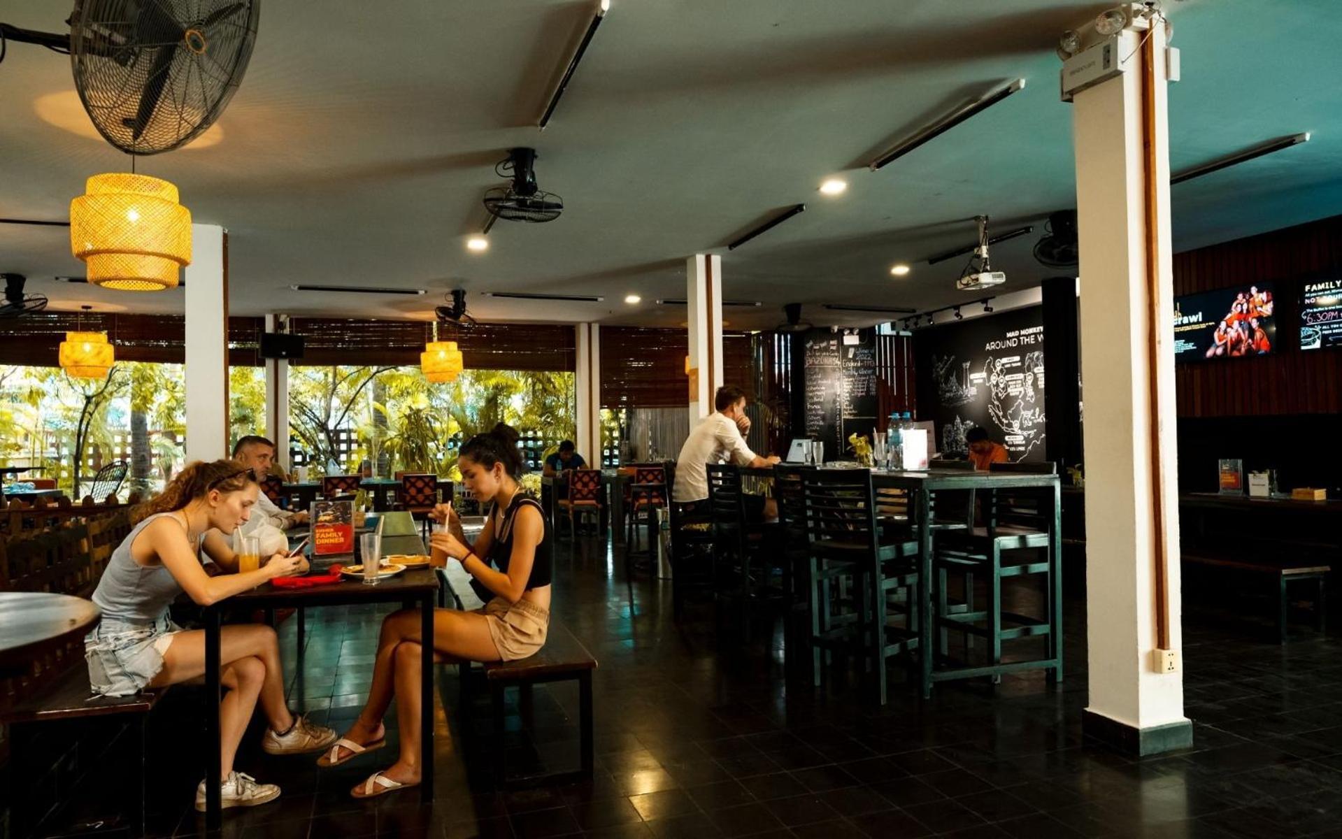 Mad Monkey Hostel Phnompenh Exteriér fotografie