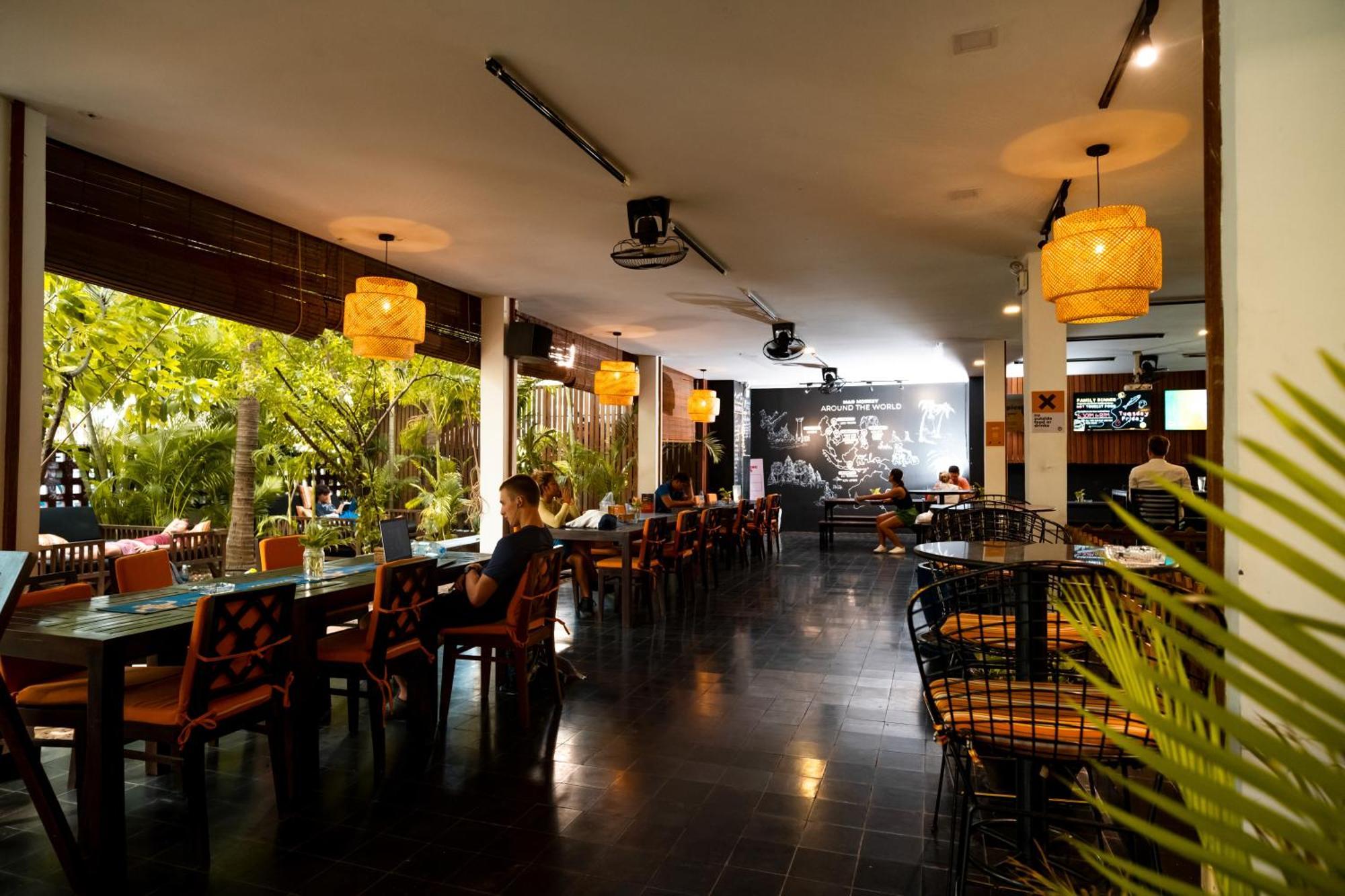 Mad Monkey Hostel Phnompenh Exteriér fotografie