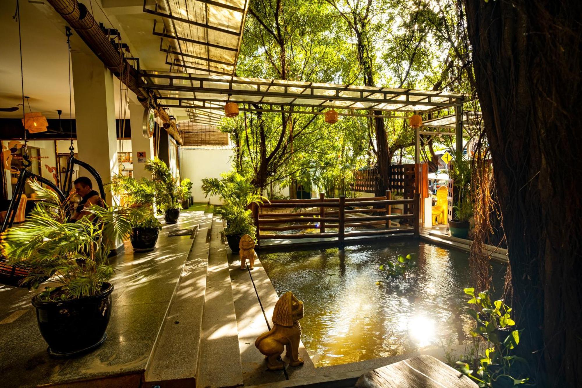 Mad Monkey Hostel Phnompenh Exteriér fotografie